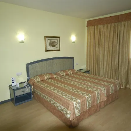 Jm Puerto Rosario Отель 3*